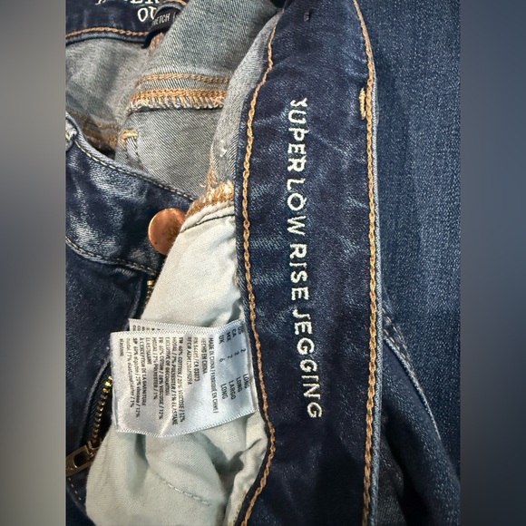 American Eagle Low-Rise Jeggings - Picture 4 of 5